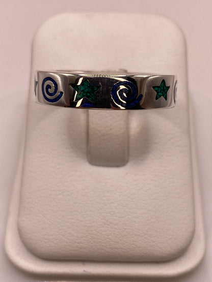 Anillo Artesanal con Estrellas y Espirales Esmaltadas en Plata