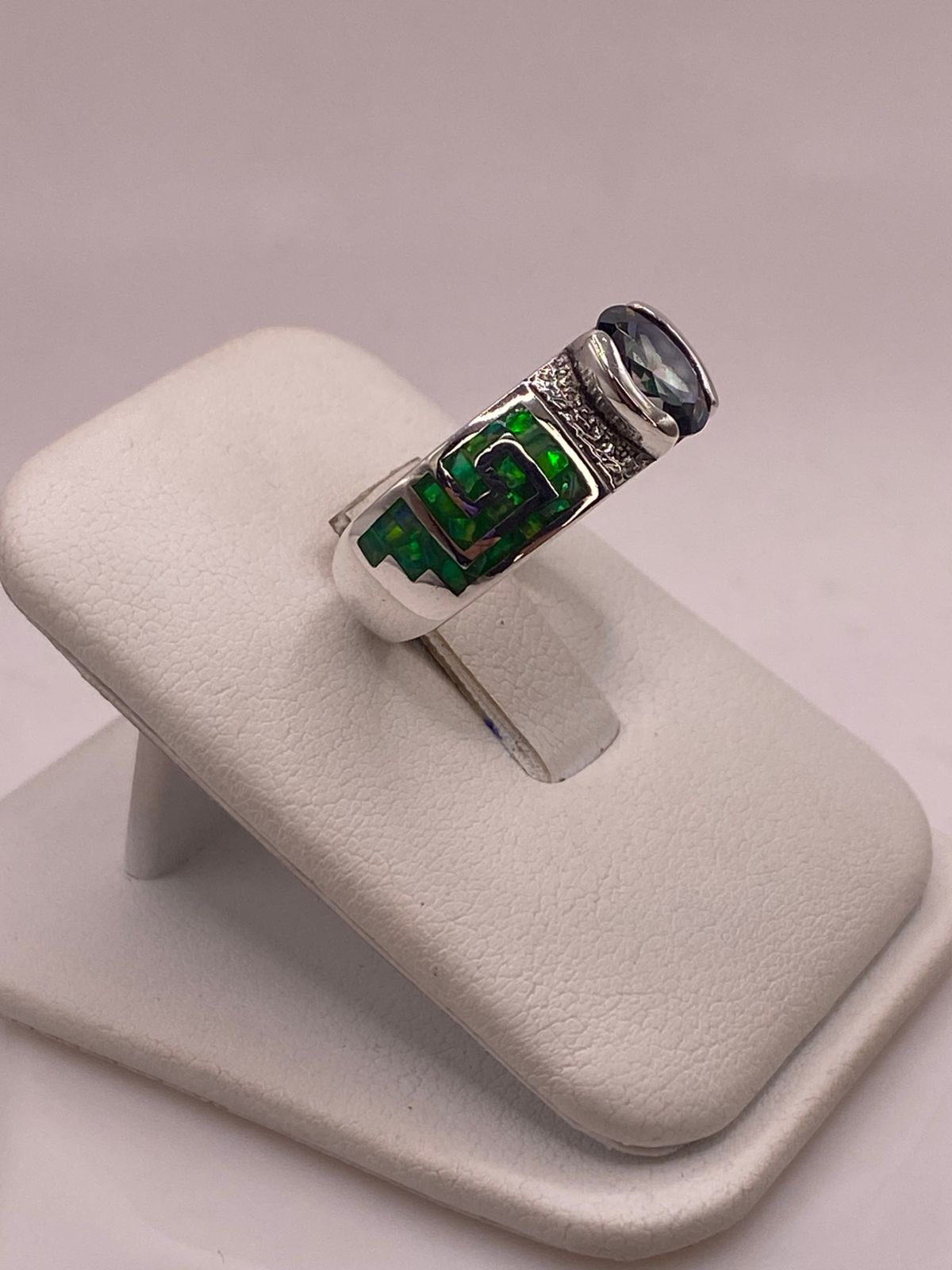 💎 Anillo Artesanal de Plata 950 con Ópalo de Fuego y Zirconia