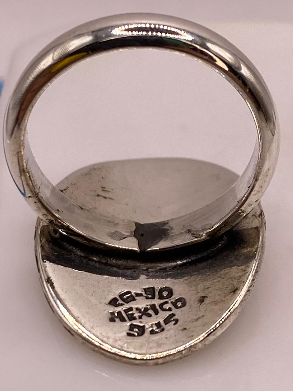 Anillo Artesanal en Plata con Calendario Azteca Ovalado