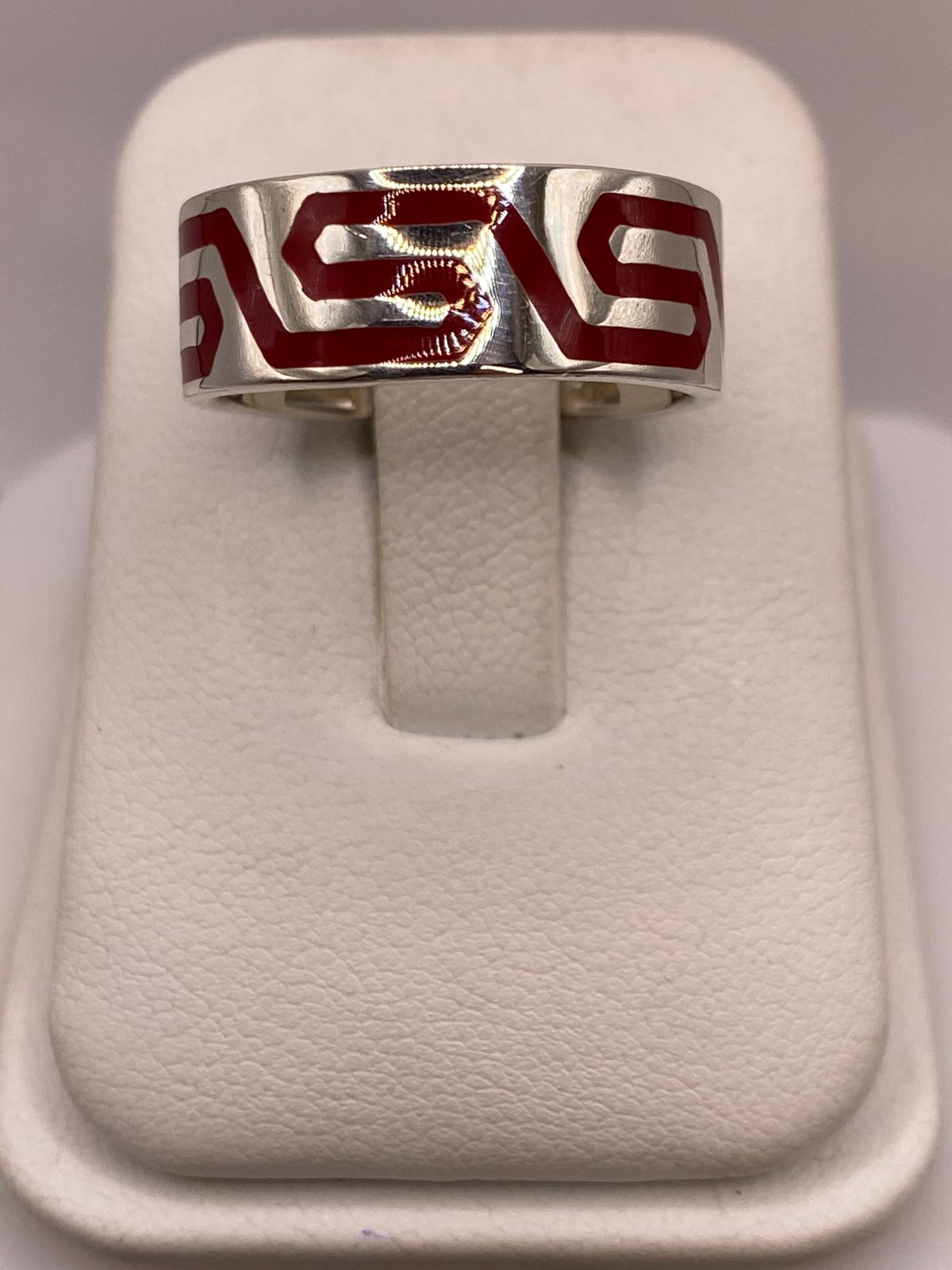Anillo Artesanal en Plata con Greca Roja Esmaltada