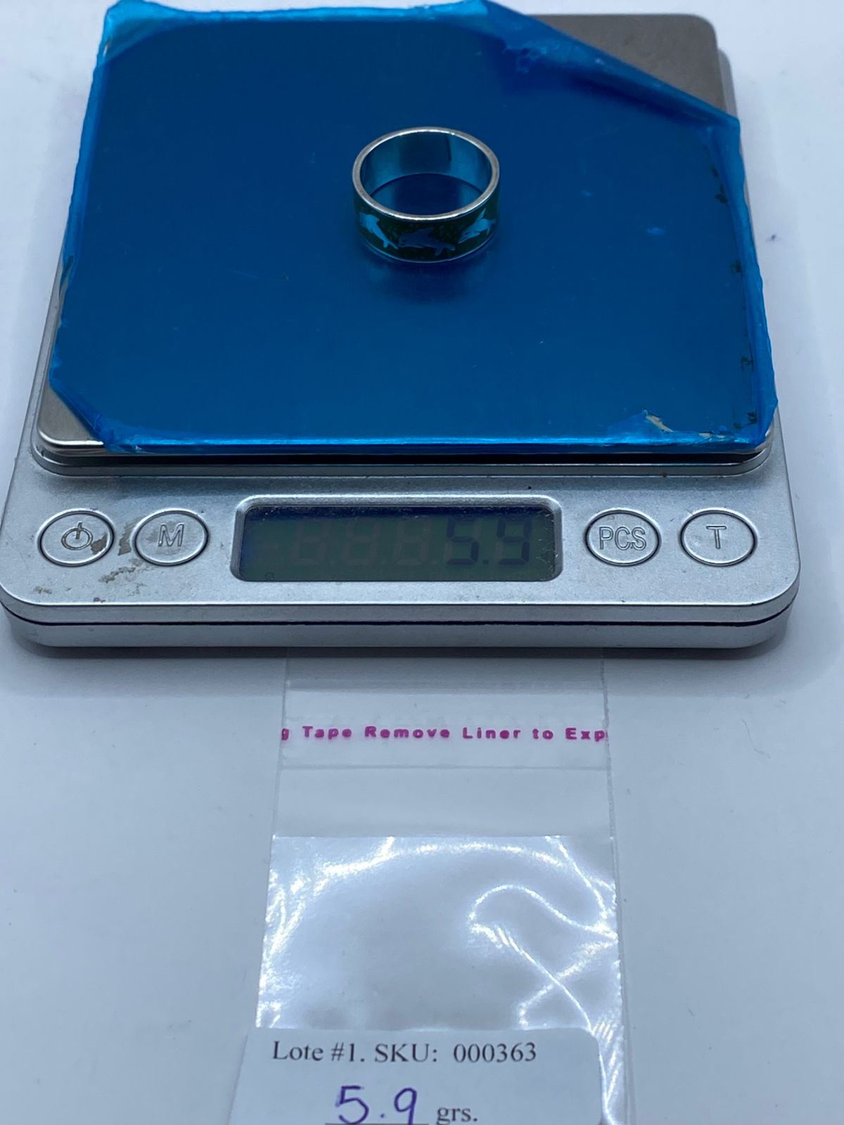 Anillo Artesanal de Plata .925 con Malaquita Verde y Delfines