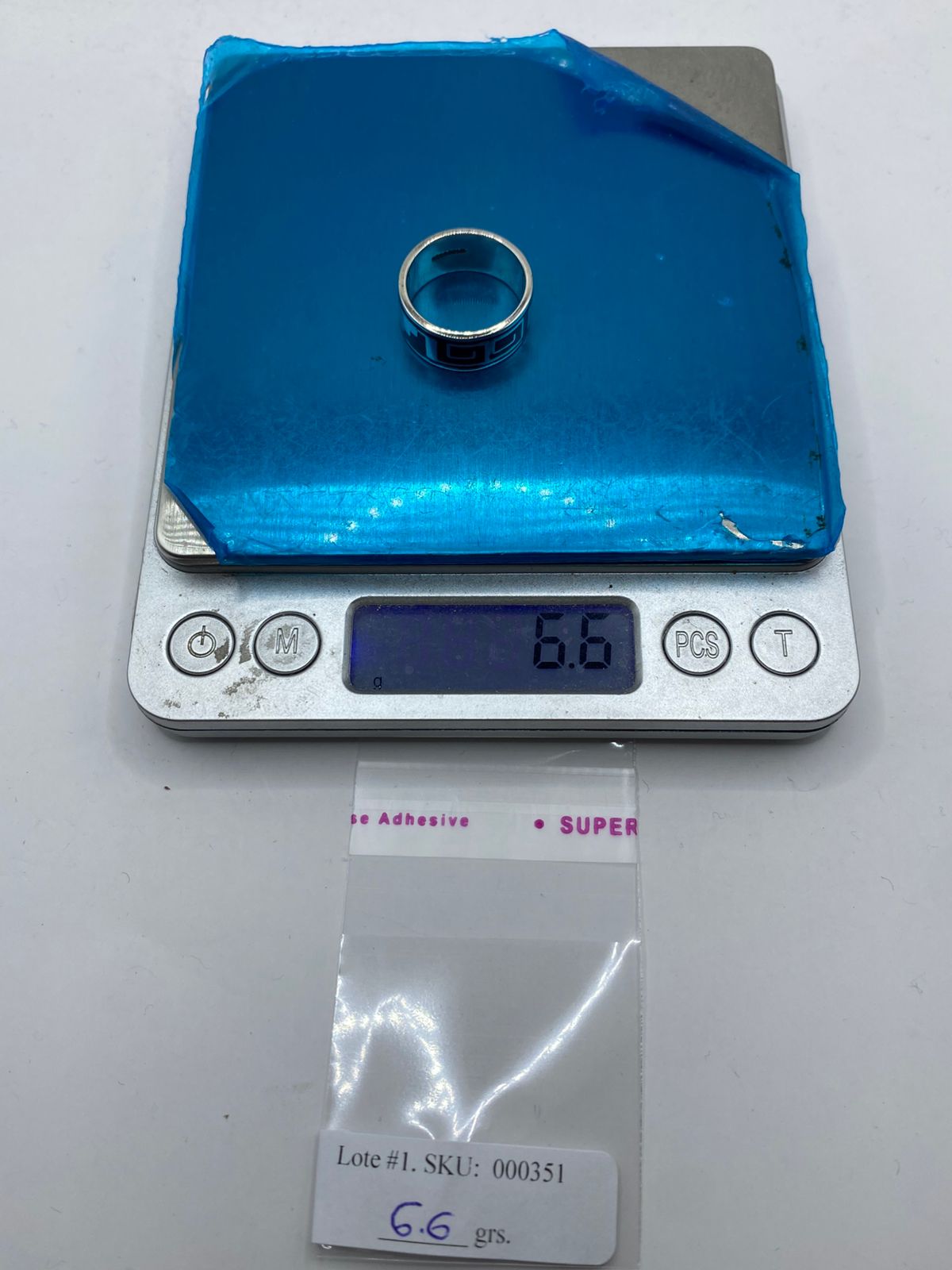 Anillo Artesanal de Plata .925 con Ónix Negro y Greca Geométrica