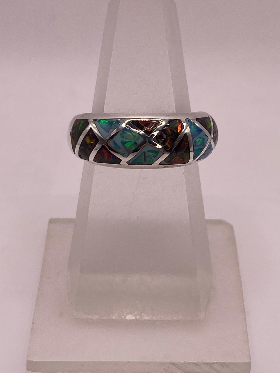 Anillo Artesanal de Plata 950 con Ópalo de Fuego