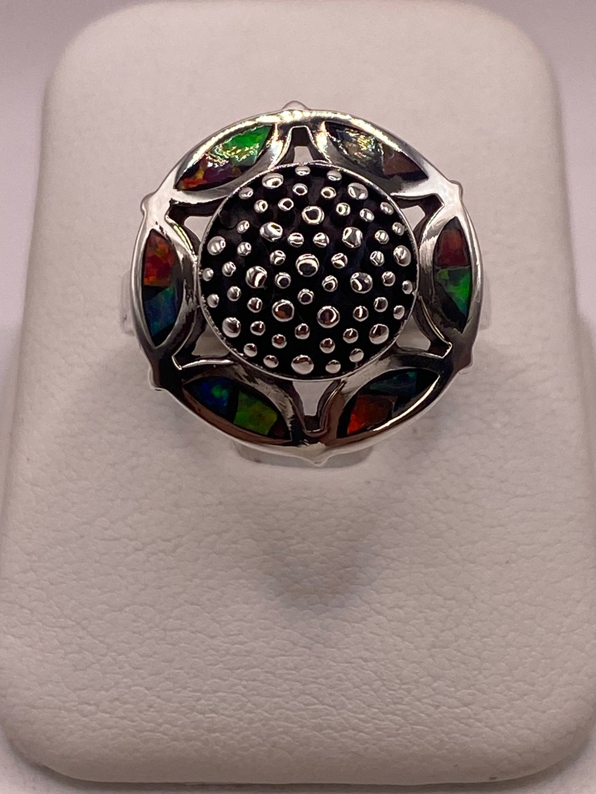Anillo Artístico Circular con Ópalo de Fuego en Plata .950