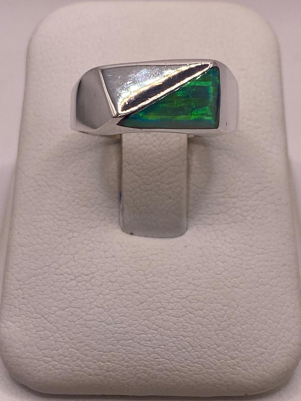 Anillo Asimétrico de Plata 950 con Ópalo de Fuego