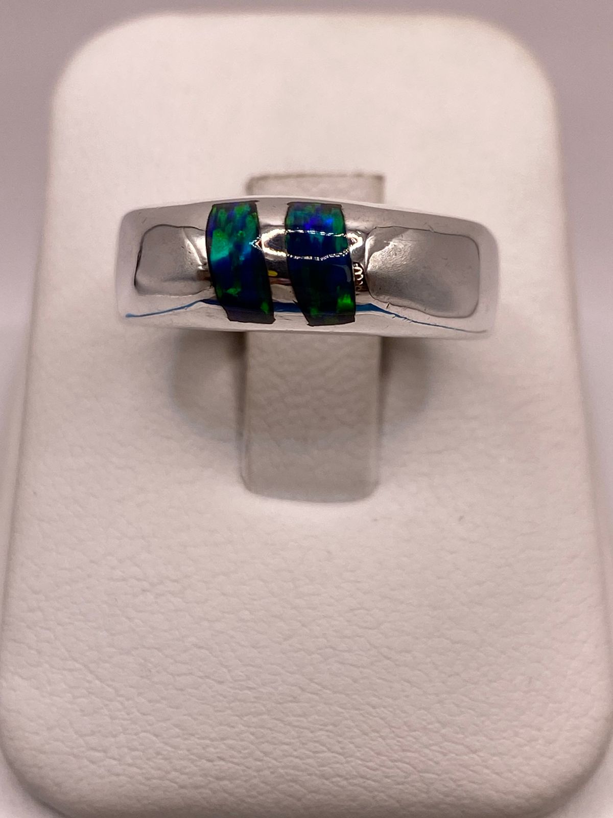 Anillo Banda en Plata Ley 925 con Ópalo de Fuego Azul-verde