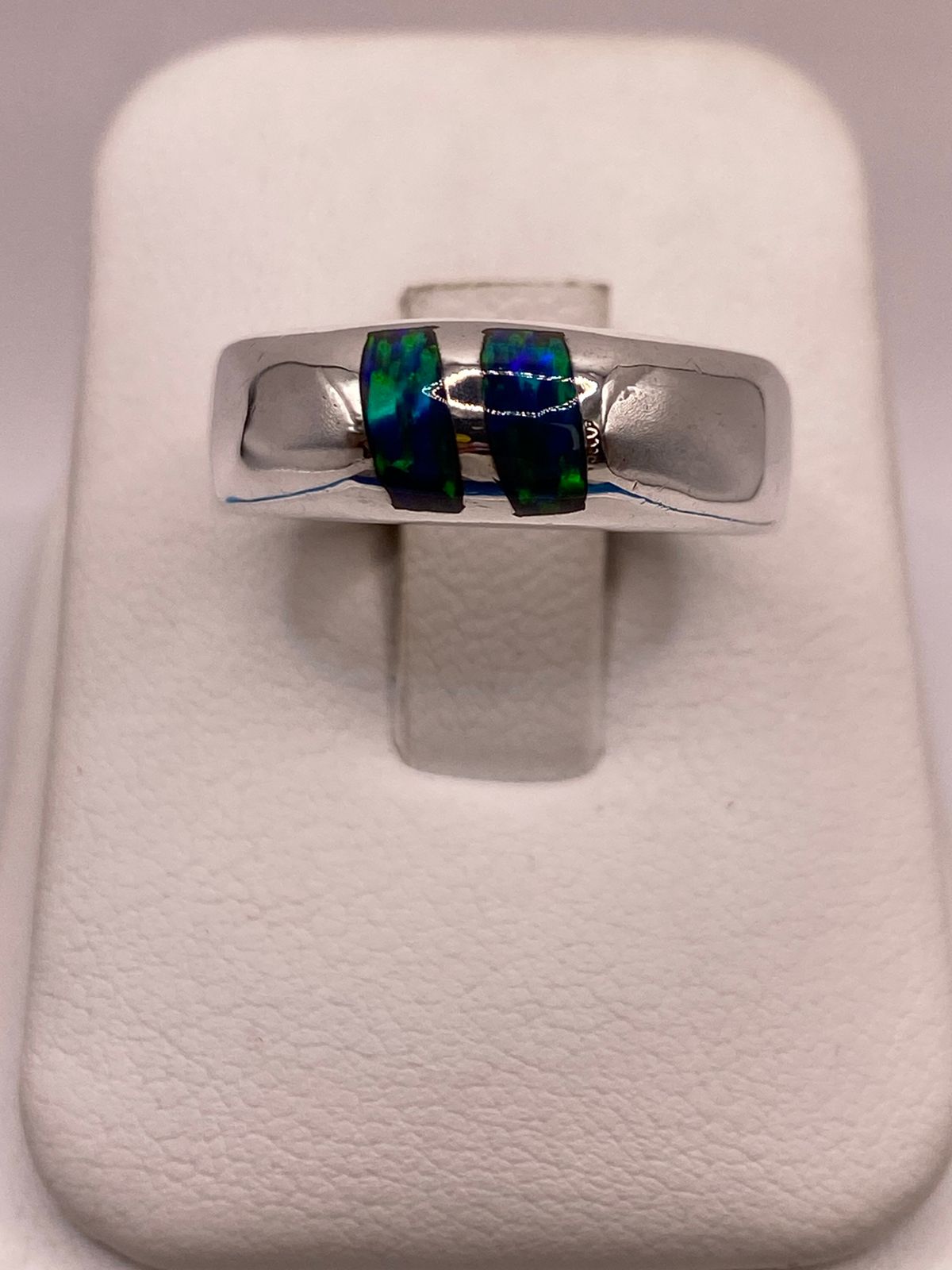 Anillo Banda en Plata Ley 925 con Ópalo de Fuego Azul-verde