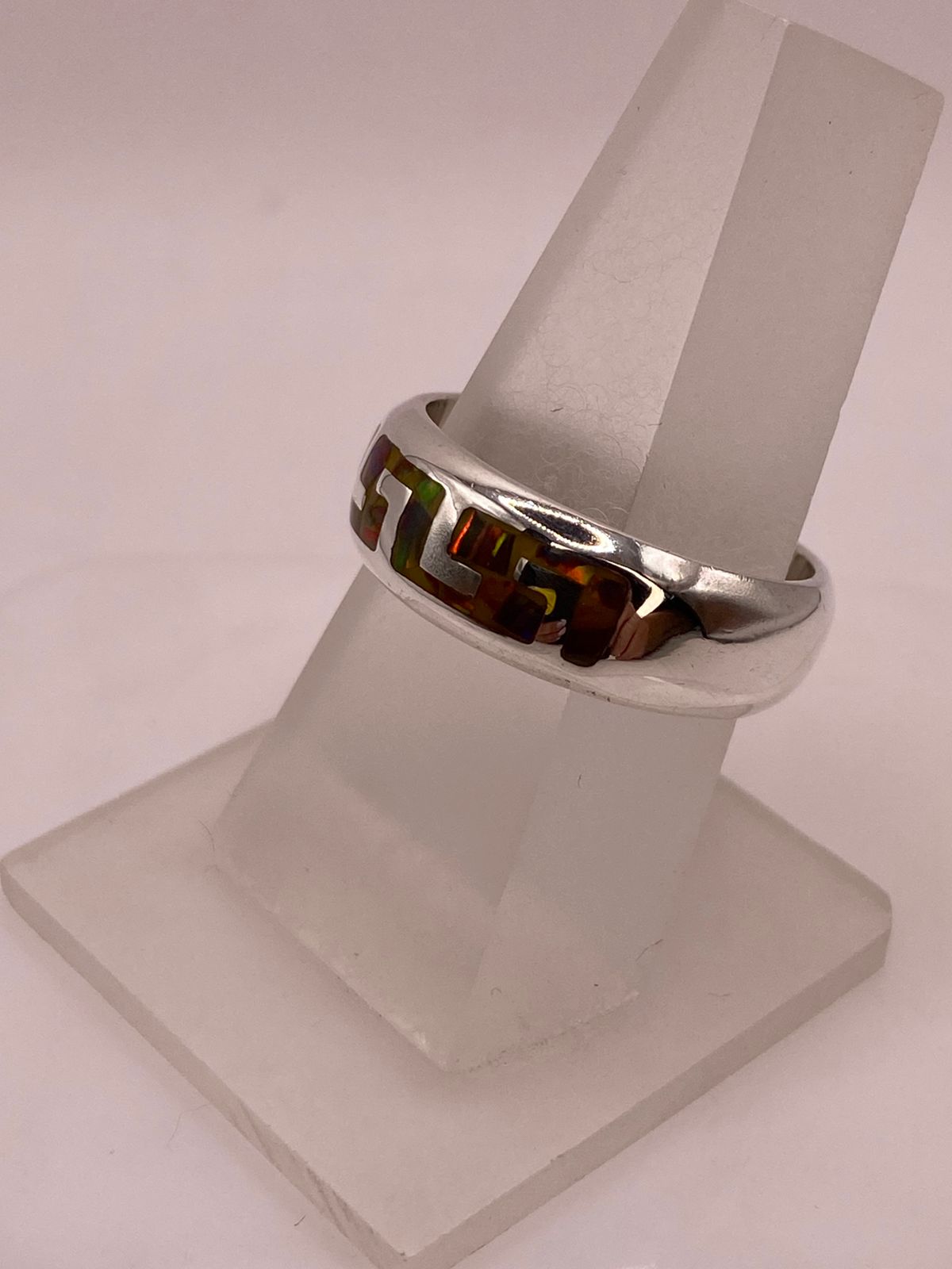 Anillo de Banda en Plata Ley 950 con Ópalo de Fuego