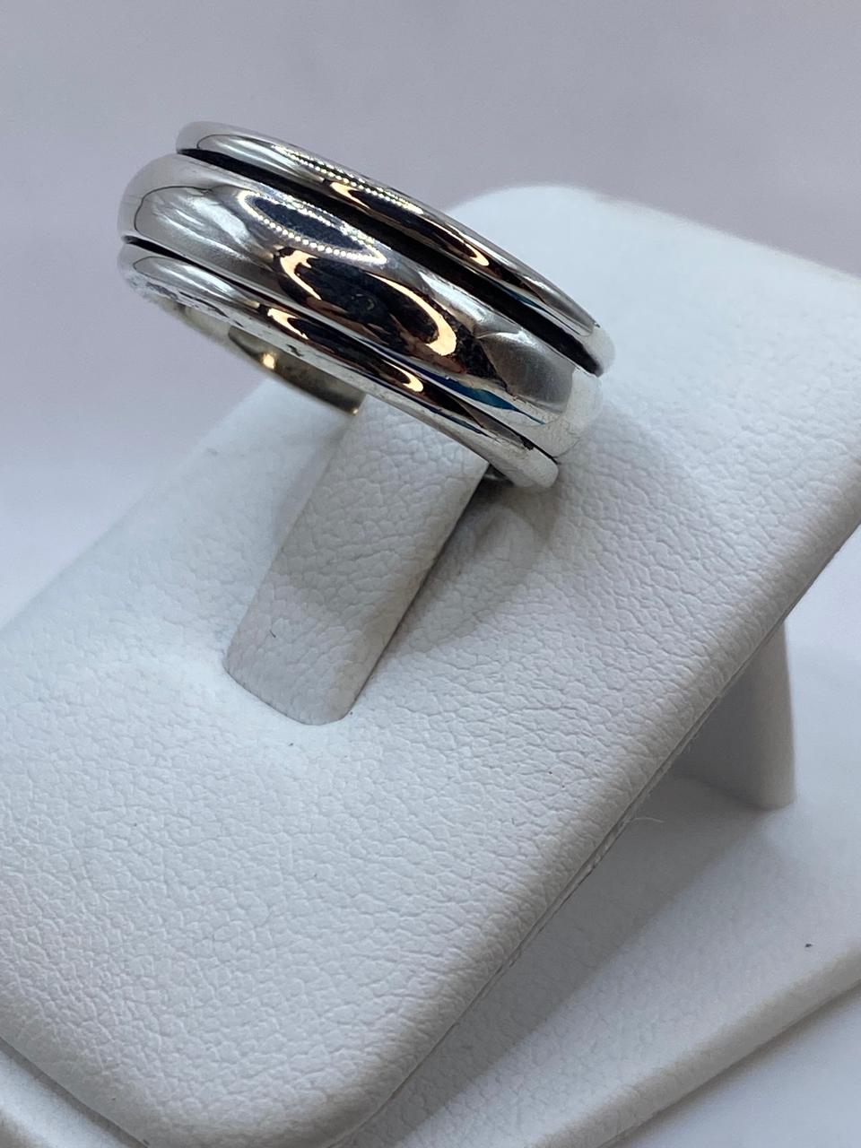 Anillo Banda Giratoria en Plata .925  Diseño Clásico Contemporáneo