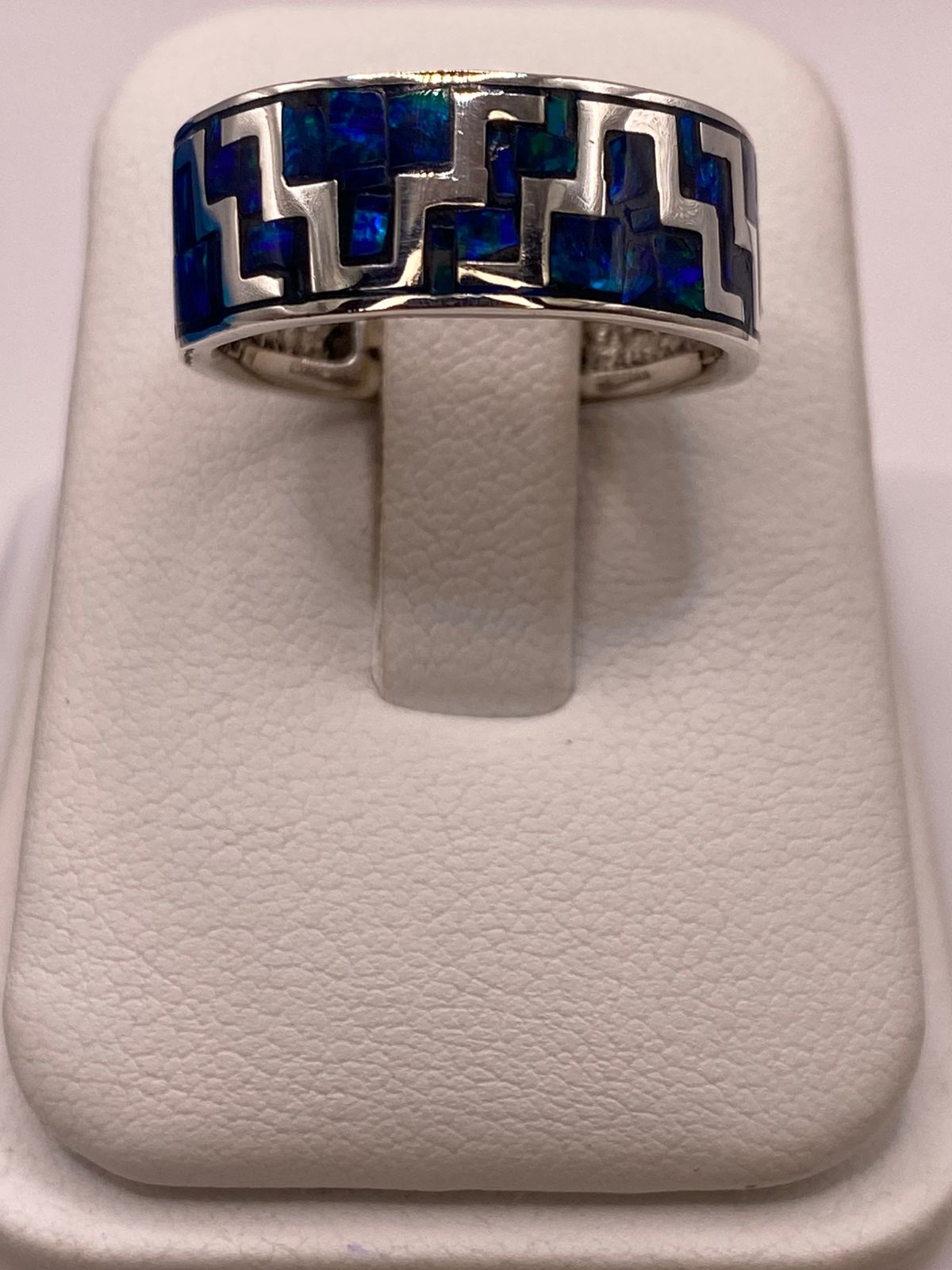 Anillo Banda con Incrustación Geométrica de Ópalo de Fuego Azul‑verde Plata Ley 950
