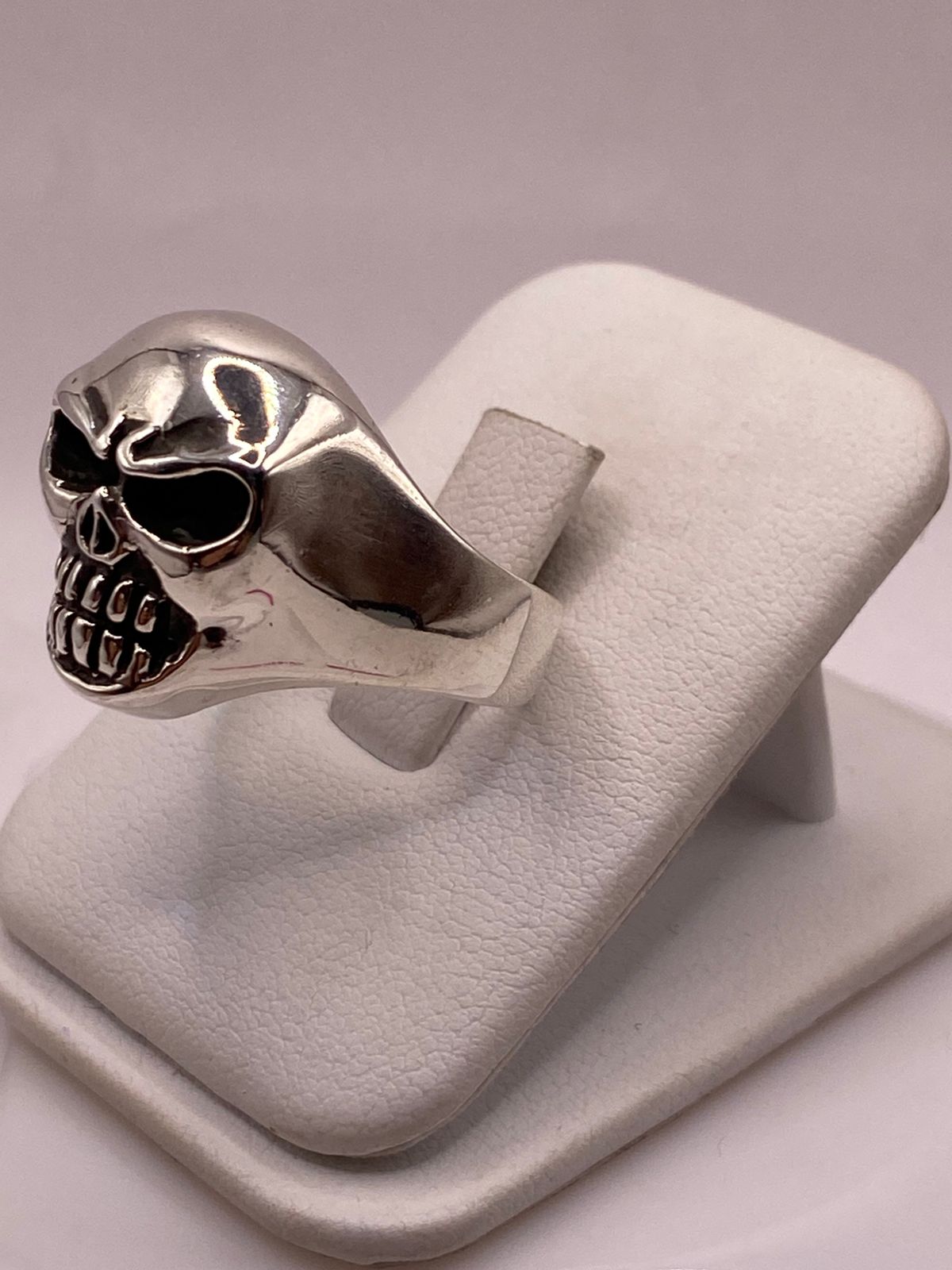 Anillo Calavera de Plata Ley .950