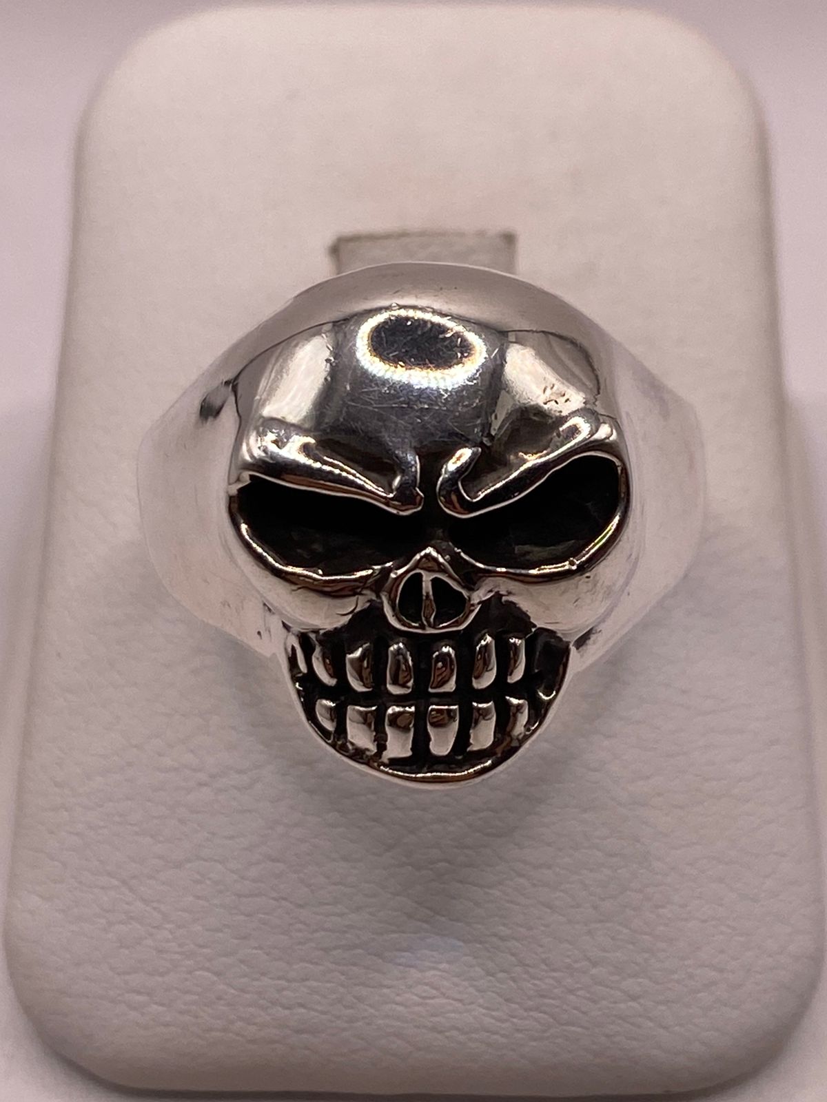 Anillo Calavera de Plata Ley .950