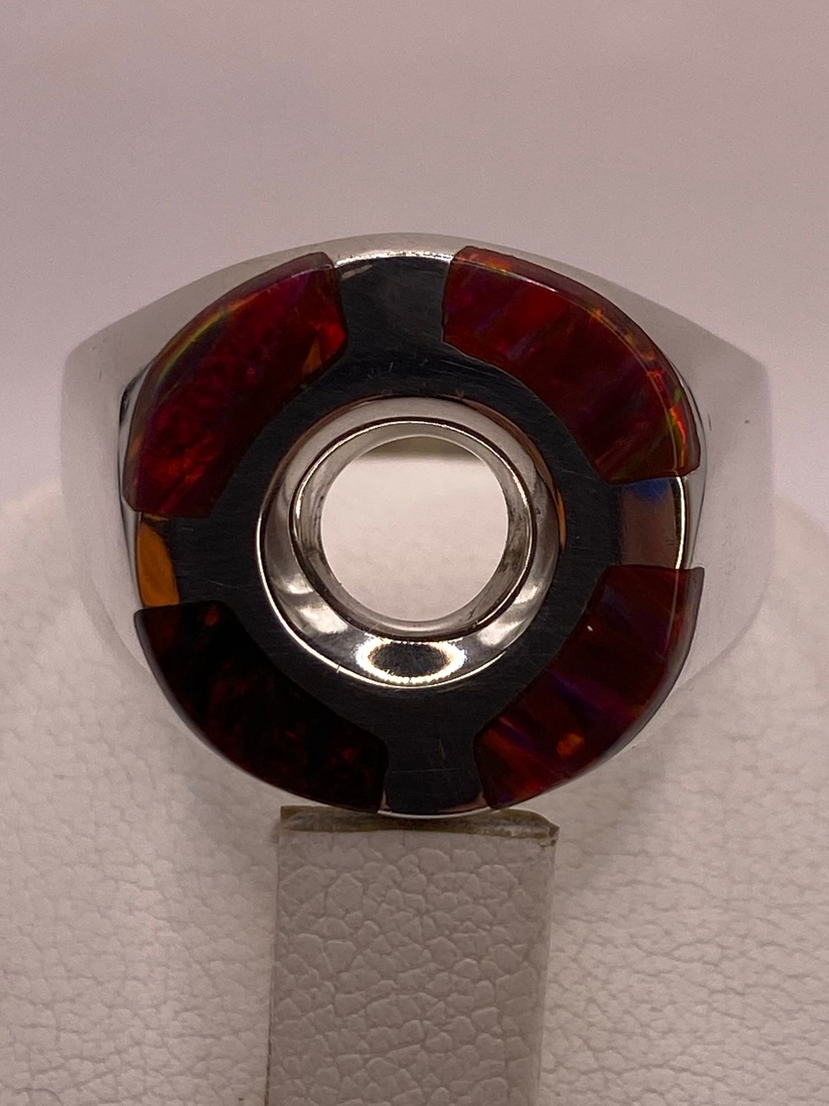 Anillo Circular con Ópalo de Fuego Multicolor en Plata .925