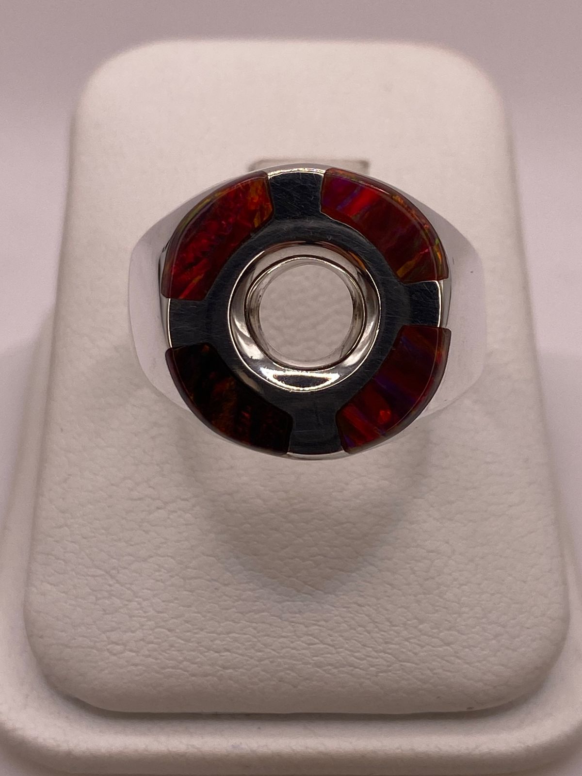 Anillo Circular con Ópalo de Fuego Multicolor en Plata .925