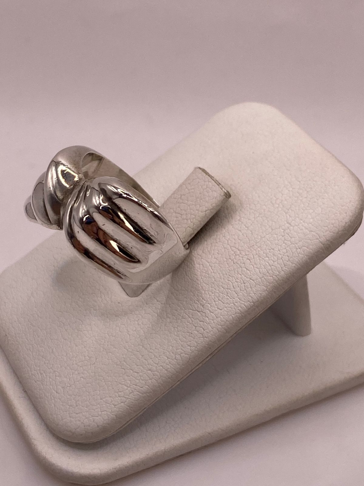 Anillo Contemporáneo en Plata .925