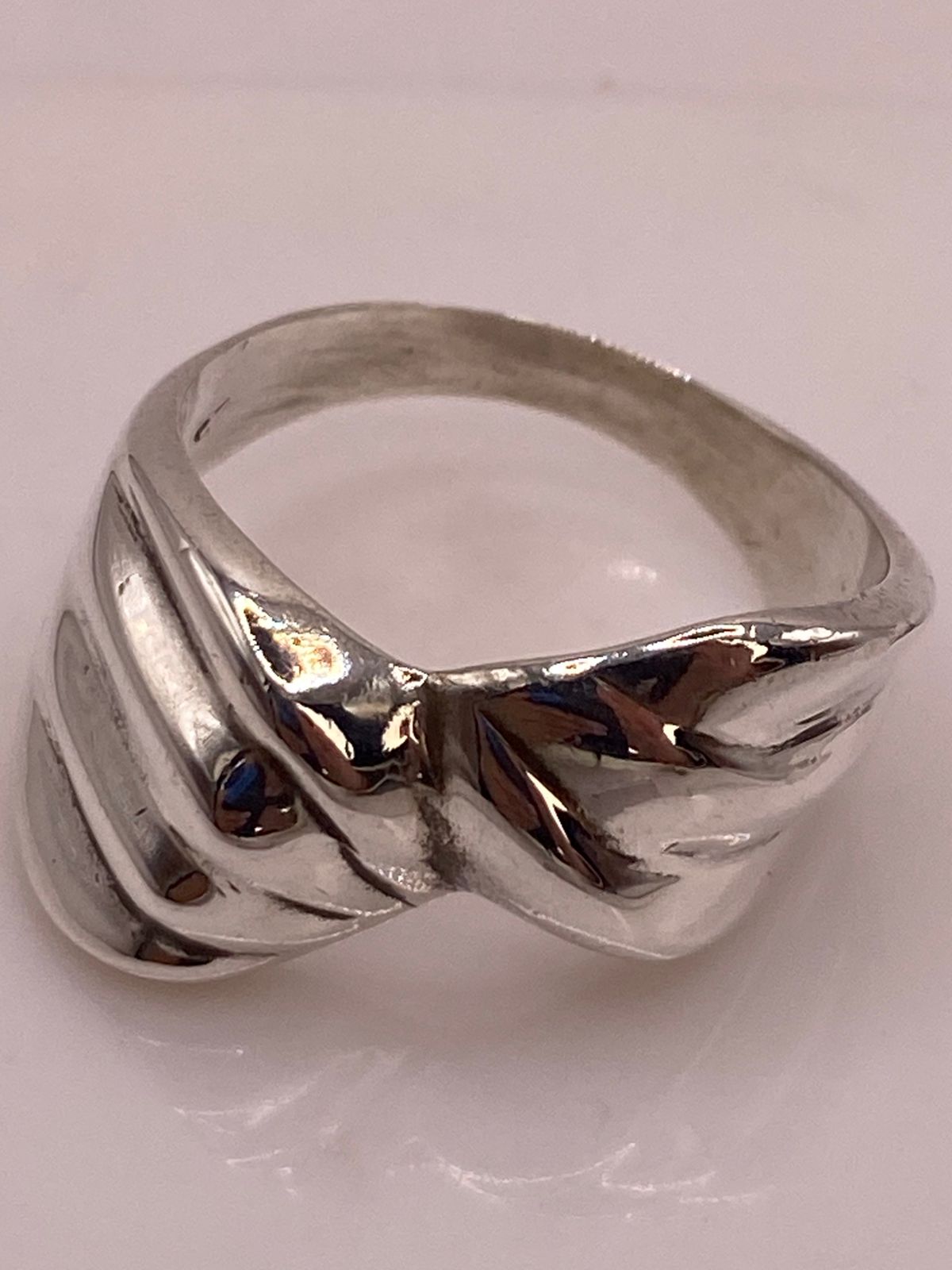 Anillo Contemporáneo en Plata .925