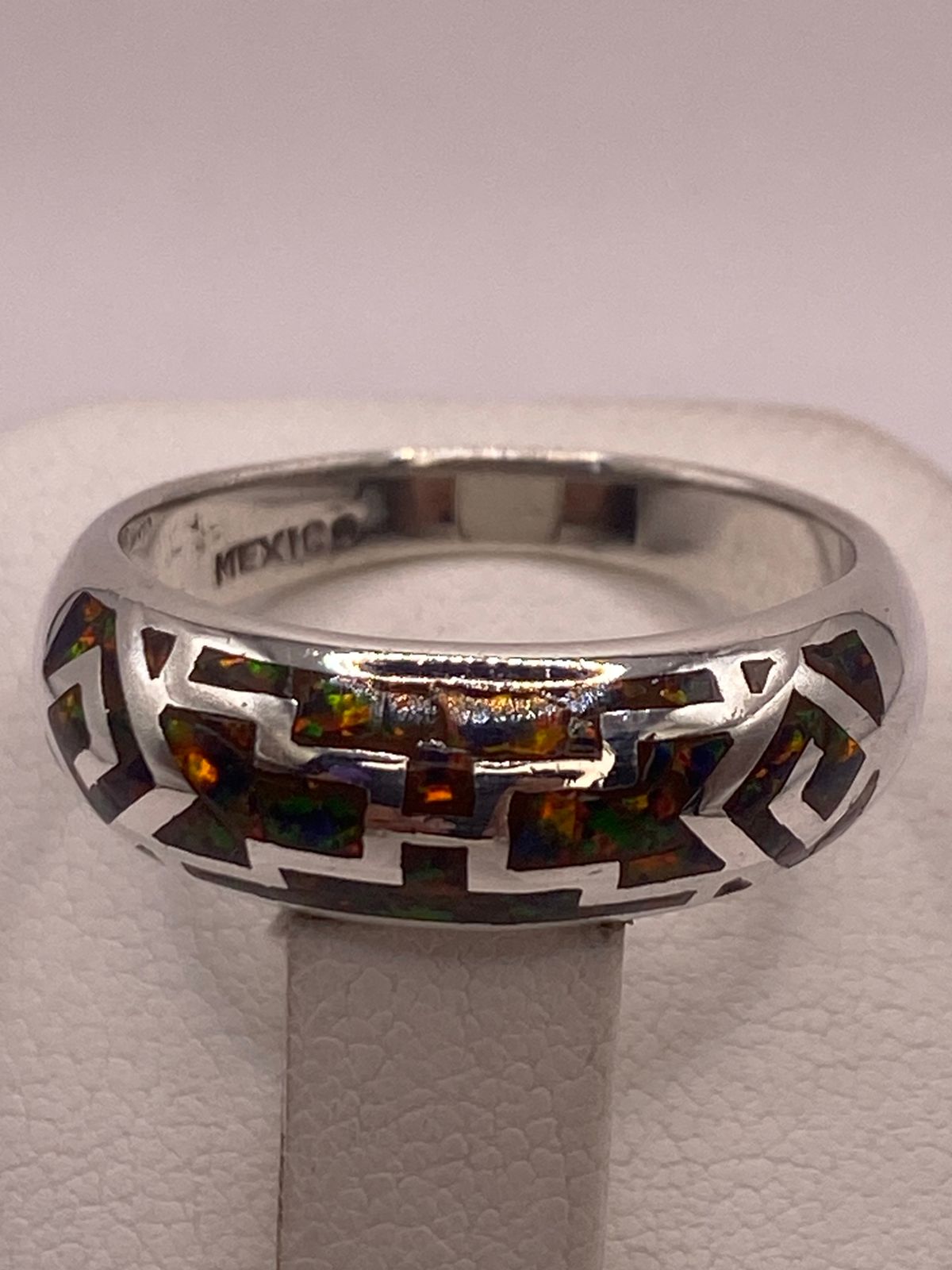 Anillo Contemporáneo de Plata 950 con Ópalo de Fuego