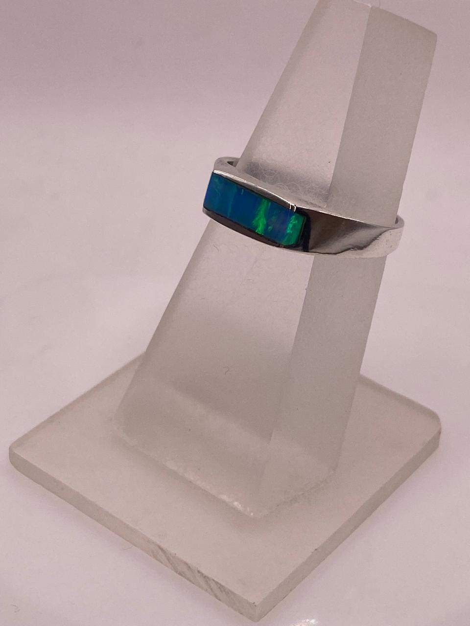 Anillo Contemporáneo de Plata 950 con Ópalo de Fuego