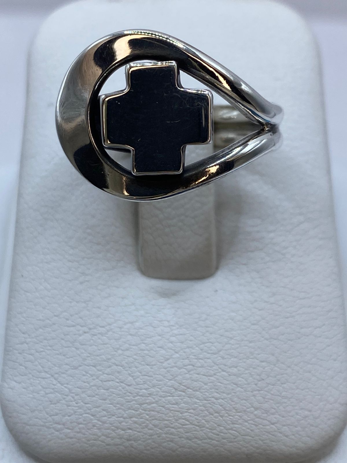 Anillo Cruz Moderna en Plata .925