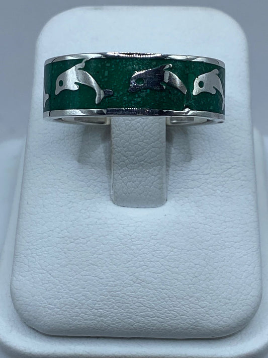 Anillo Delfines en Plata .925 con Malaquita Natural — vista lateral