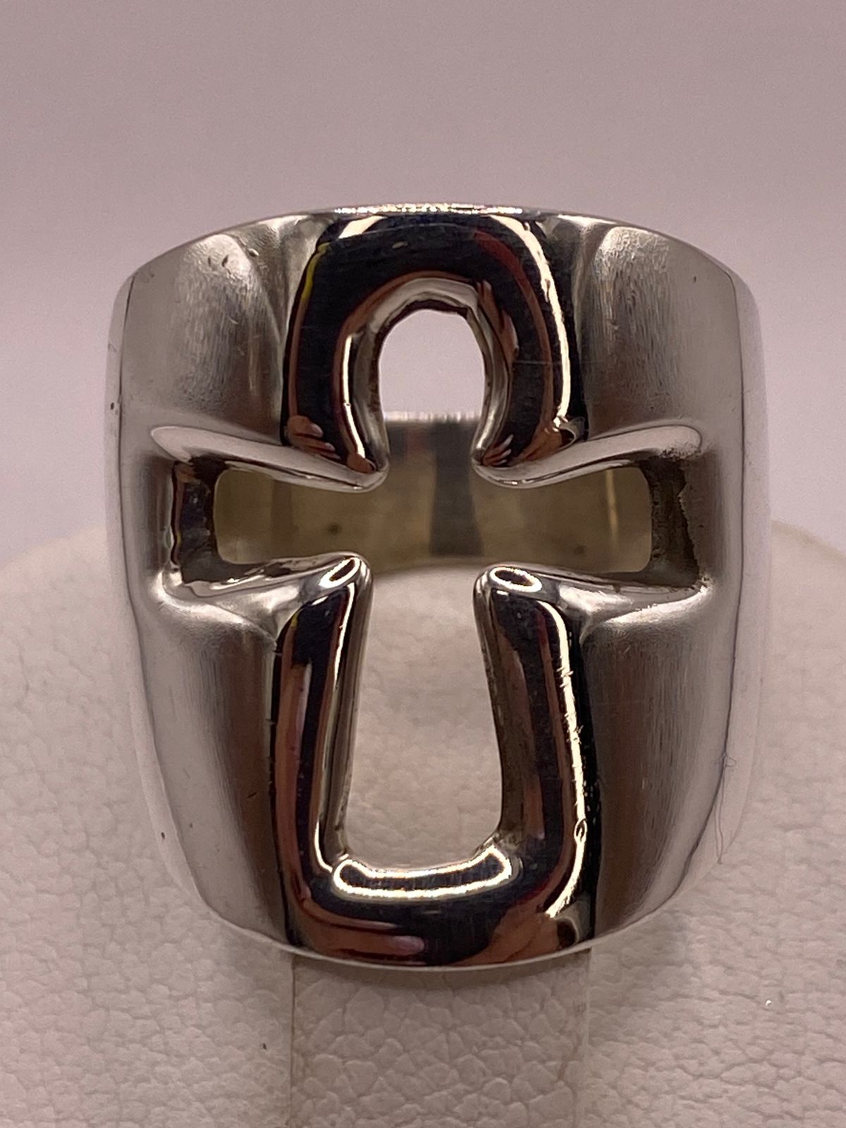 Anillo Diseño Cruz Estilizada en Plata .925
