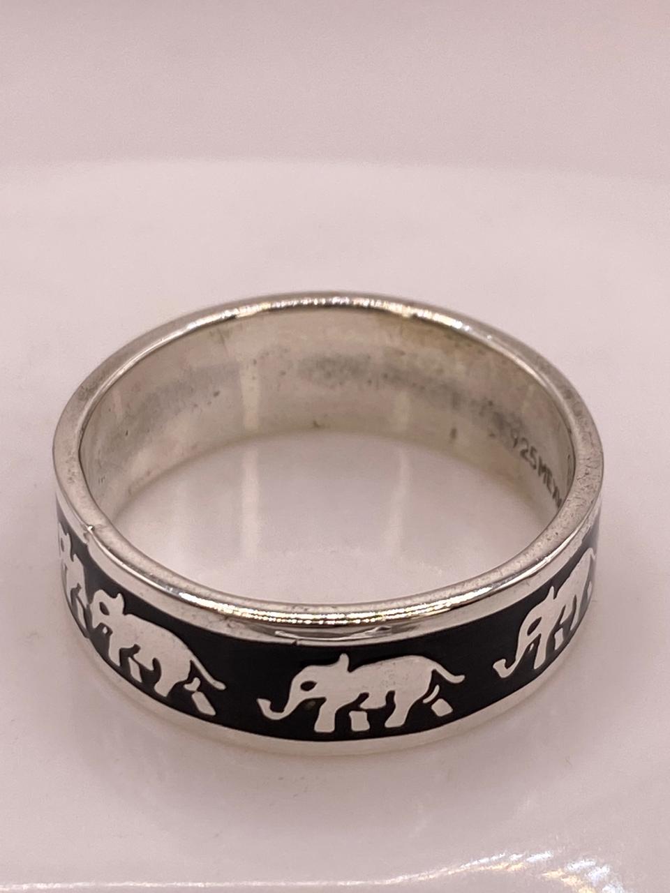 Anillo Elefantes en Plata .925 – Diseño Étnico