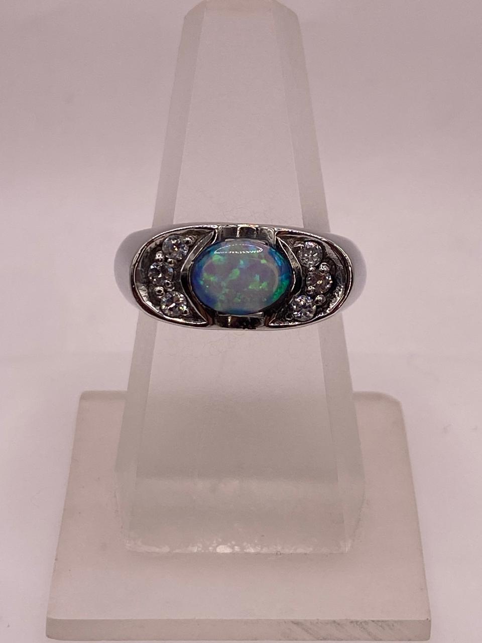 Anillo Elegante de Plata 925 con Ópalo de Fuego y Zirconia