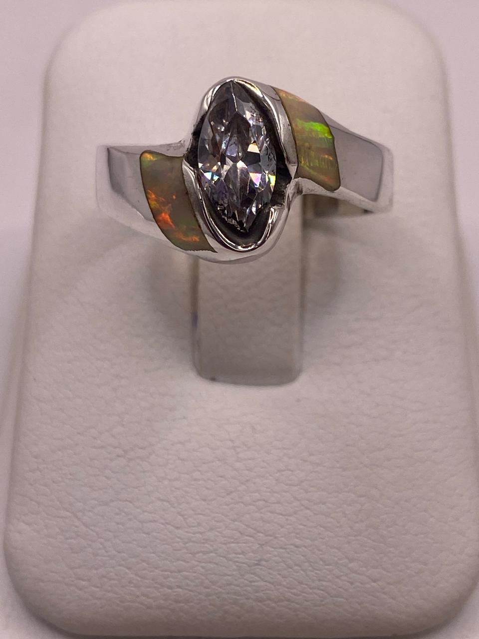 💍✨ Anillo Elegante de Plata 950con Ópalo de Fuego y Zirconia