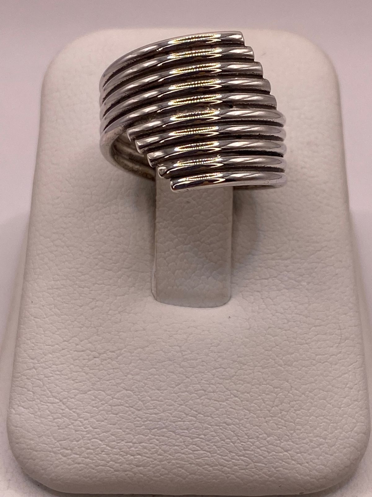 Anillo Envolvente de Barras Lisas en Plata .925