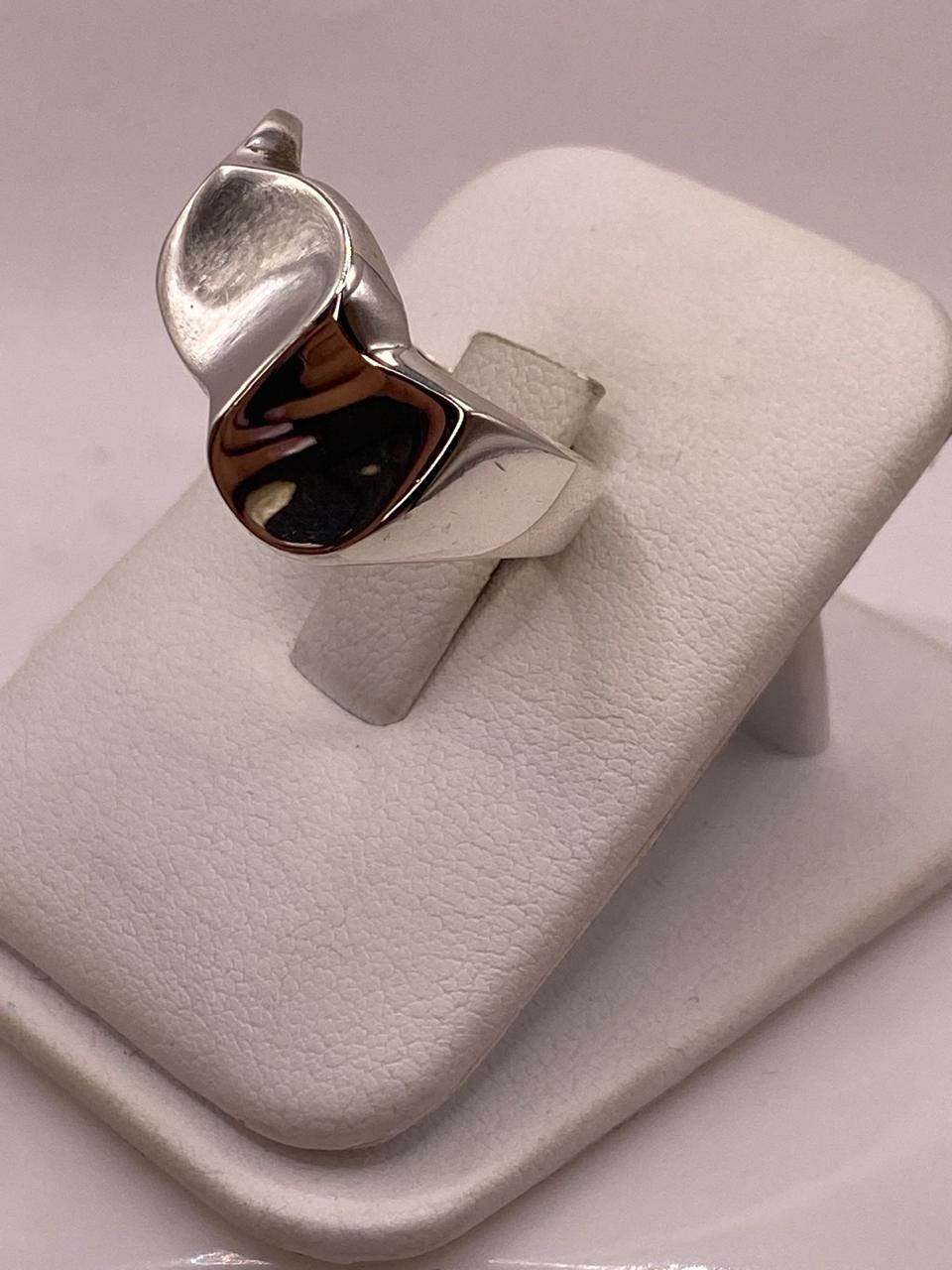 Anillo Escultural Orgánico en Plata .925