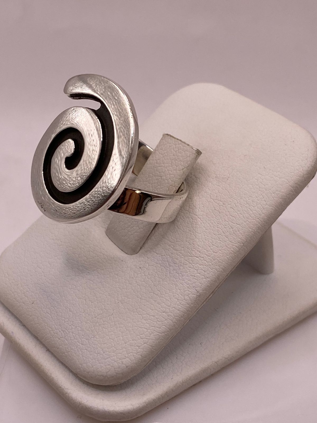 Anillo Espiral Ajustable de Plata Ley .925