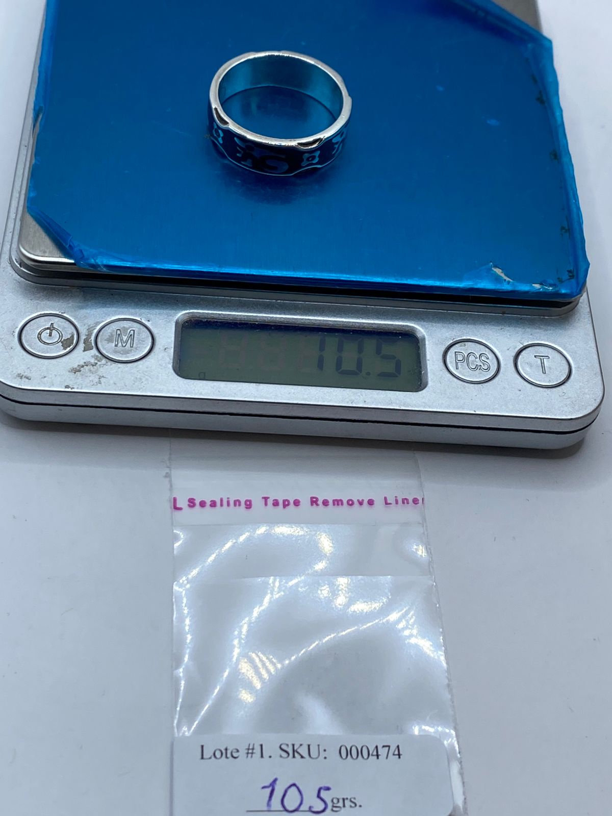 Anillo de Figura Orgánica en Turquesa y Plata .925