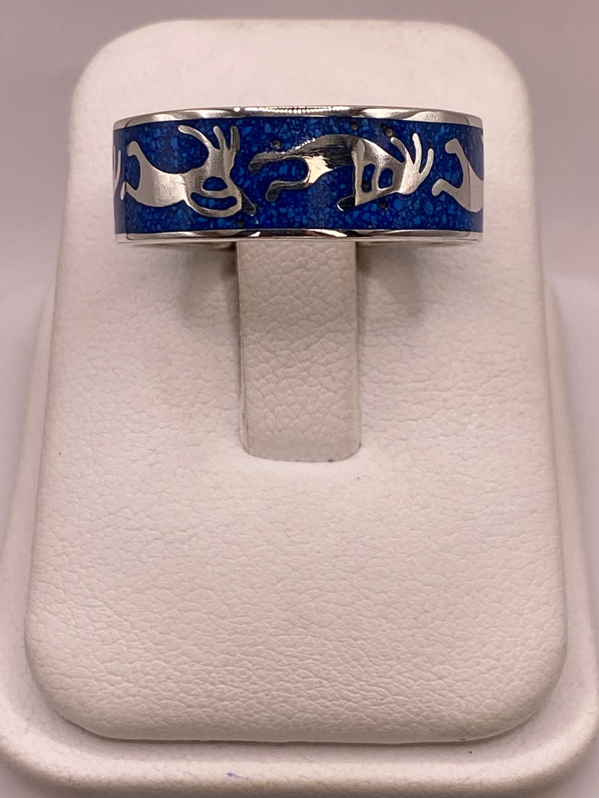Anillo Figuras Zoomorfas con Piedra Azul Incrustada de Plata .925