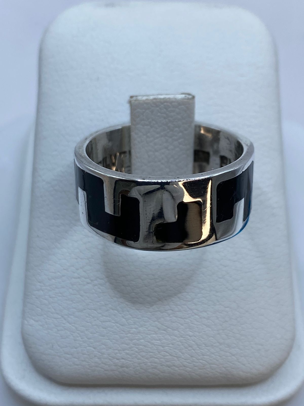 Anillo Geométrico de Plata .925 con Obsidiana Negra