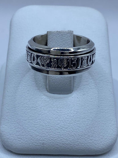 Anillo Giratorio de Plata Esterlina 925 con Símbolos de la Suerte — vista lateral