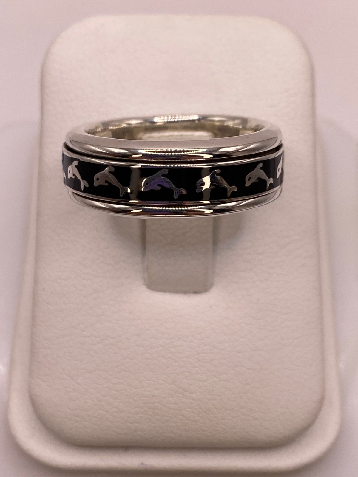 Anillo Giratorio de Plata .925 con Delfines y Obsidiana