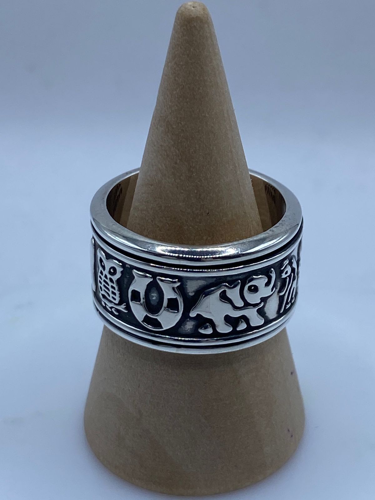 💍🐘✨ Anillo Giratorio de Plata 925 con Diseño  de Elefantes y Número 13