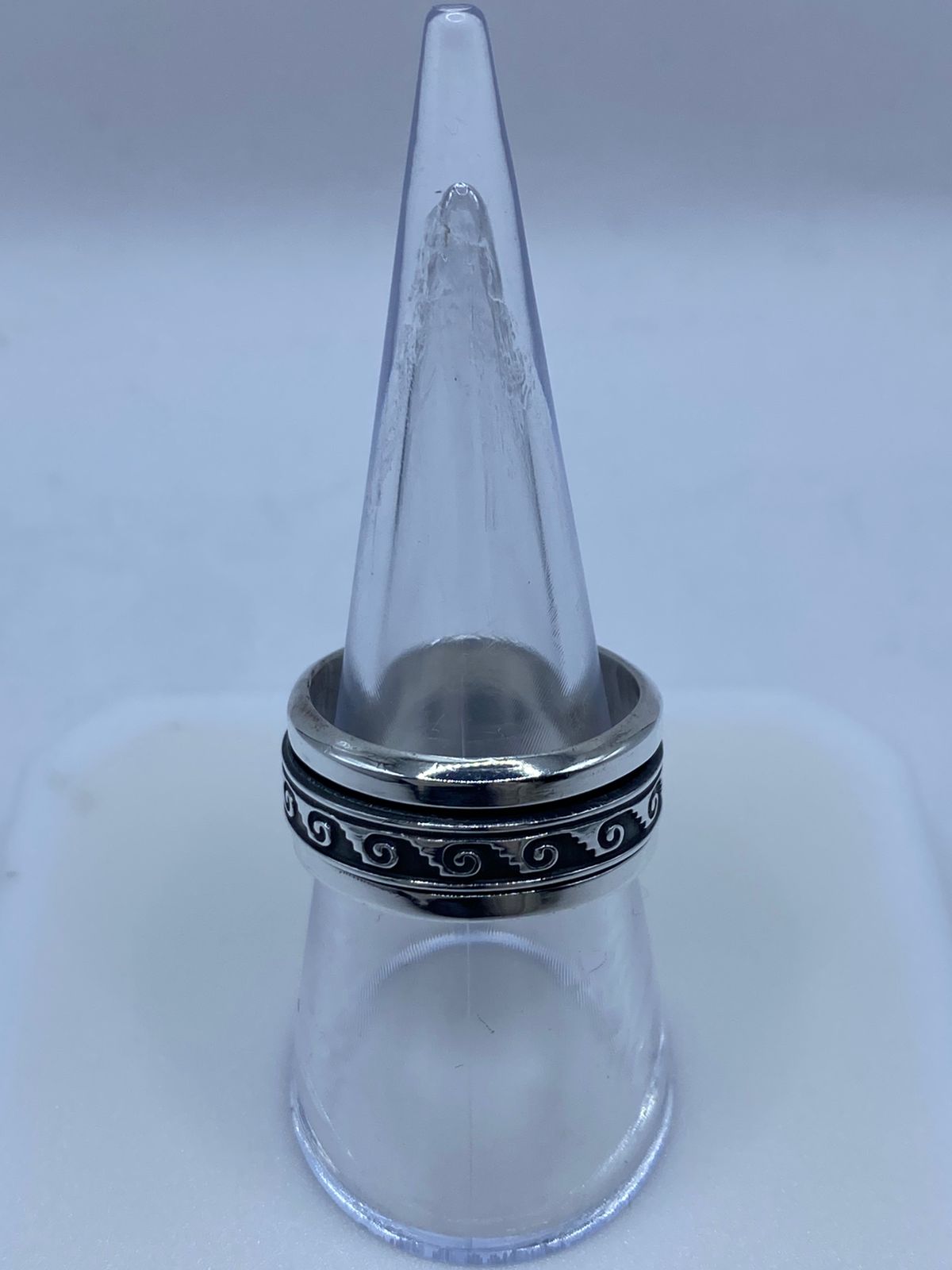 💍🌀 Anillo Giratorio de Plata 925 con Diseño Espiral Clási