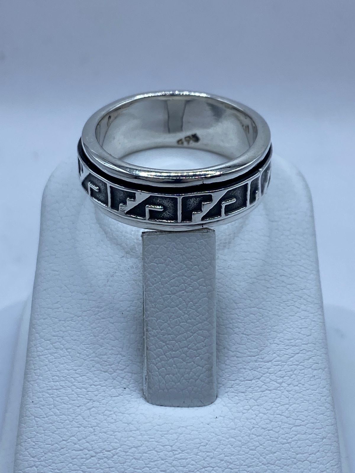 💍🔷 Anillo Giratorio de Plata 925 con Diseño Geométrico Moderno  – Estilo Urbano Elegante 🔄✨