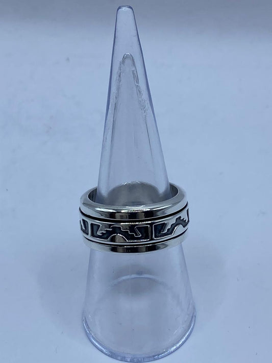 Anillo Giratorio de Plata 925 con Diseño Geométrico Prehispánico — vista lateral
