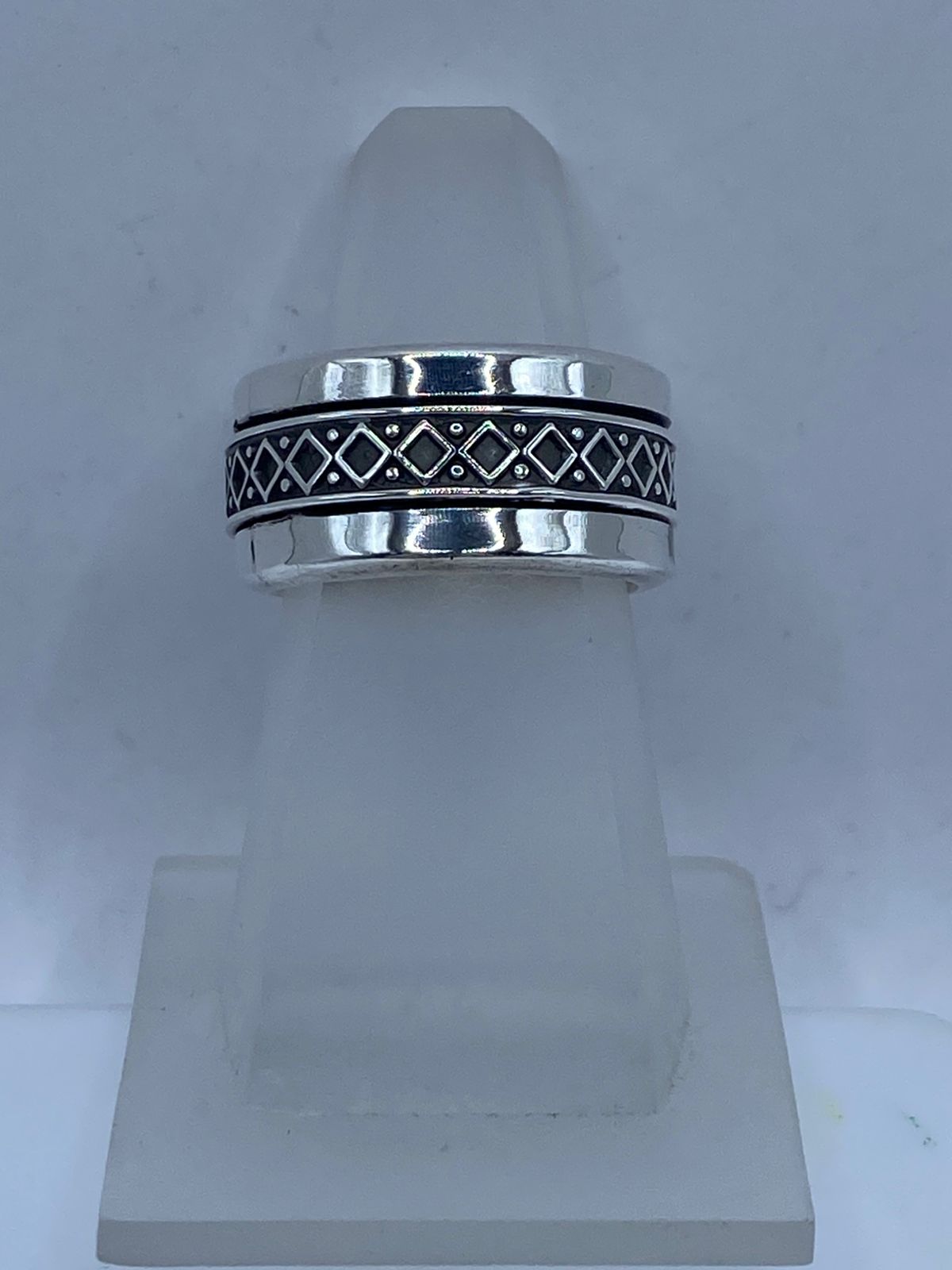 💍✨ Anillo Giratorio de Plata 925 con Diseño Geométrico de Rombos
