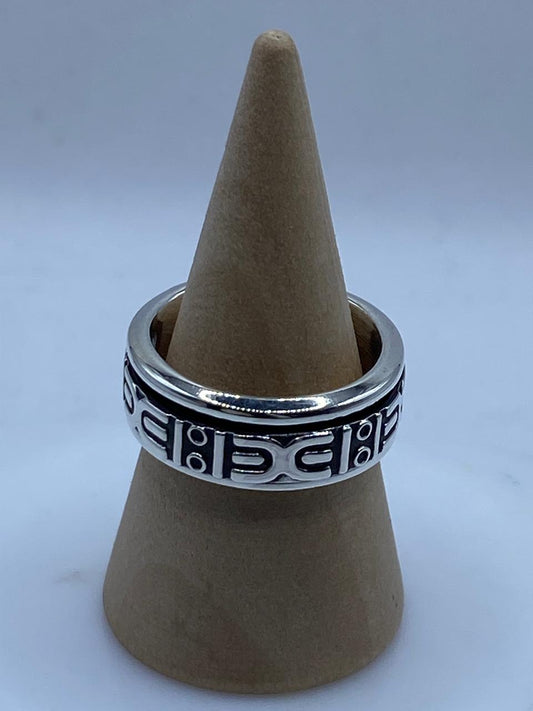 💍 Anillo Giratorio de Plata 925 con Diseño Geométrico Tribal