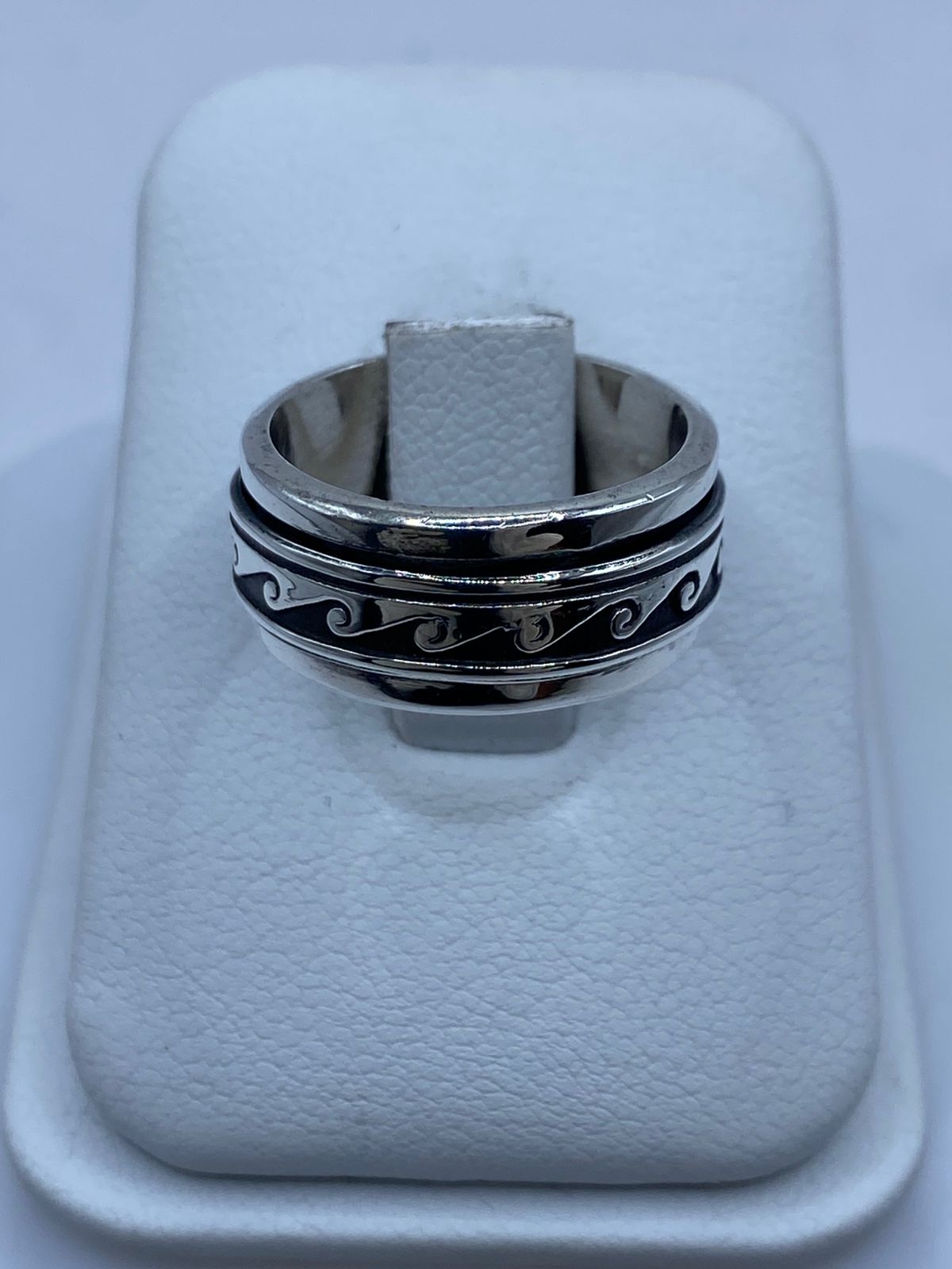 🌊💍 Anillo Giratorio de Plata 925 con Diseño de Olas