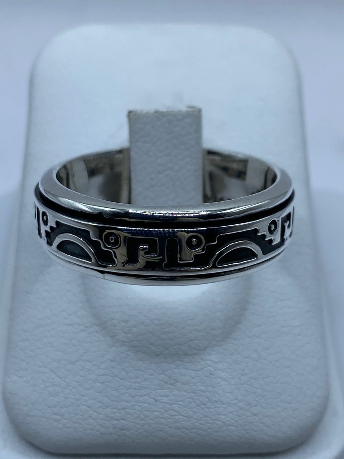 Anillo Giratorio de Plata .925 con Diseño Prehispánico