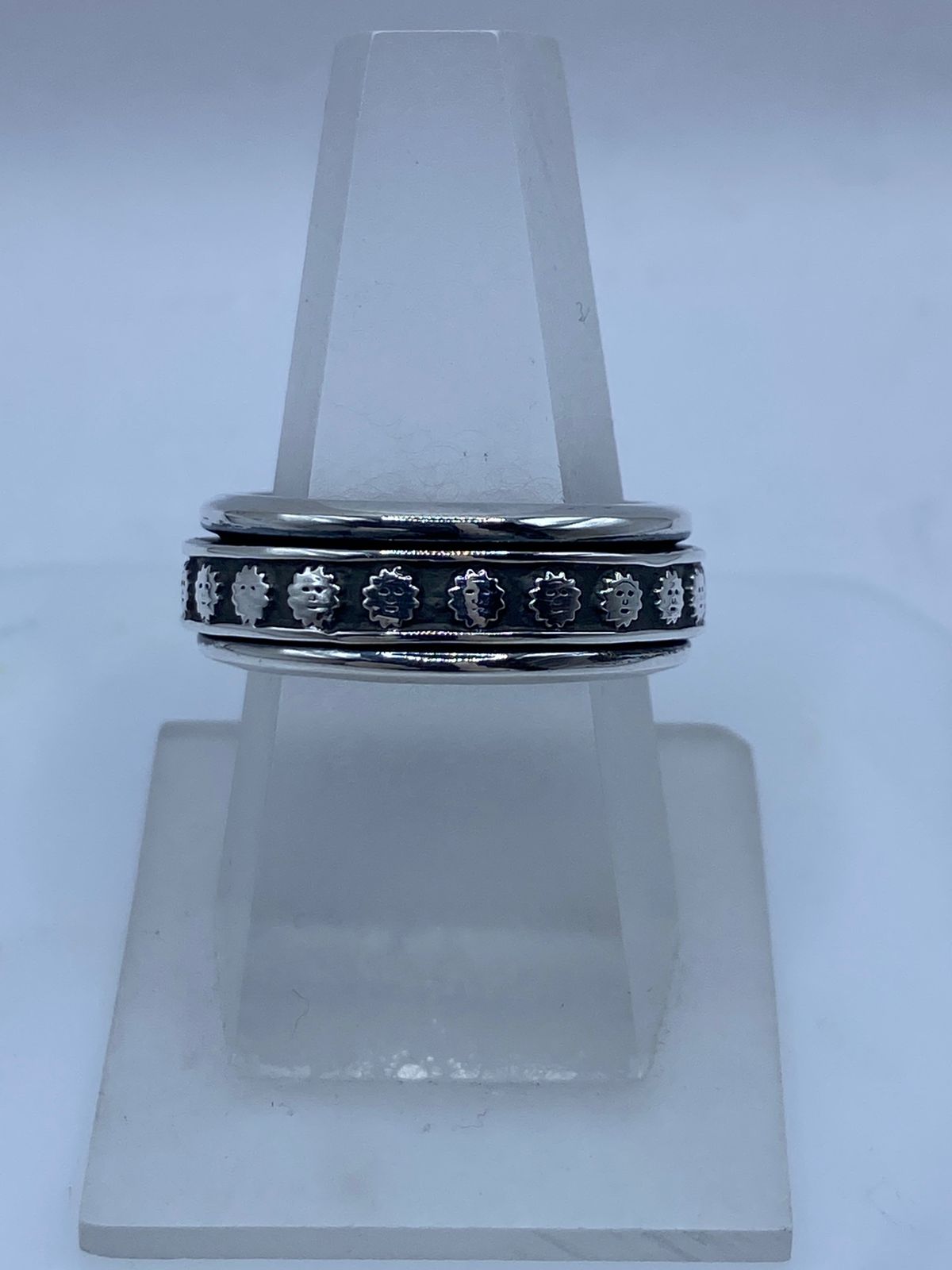 💍🌞 Anillo Giratorio de Plata 925 con Diseño de Soles