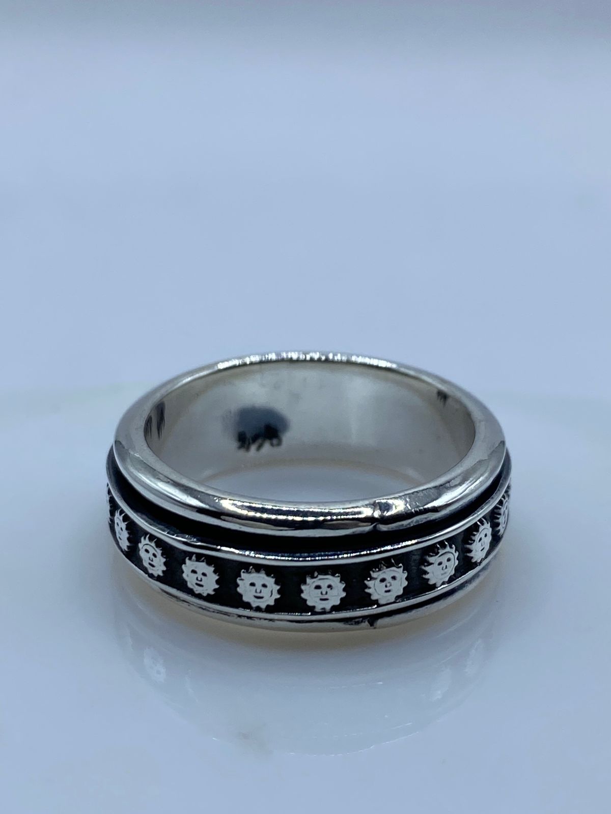 💍🌞 Anillo Giratorio de Plata 925 con Diseño de Soles
