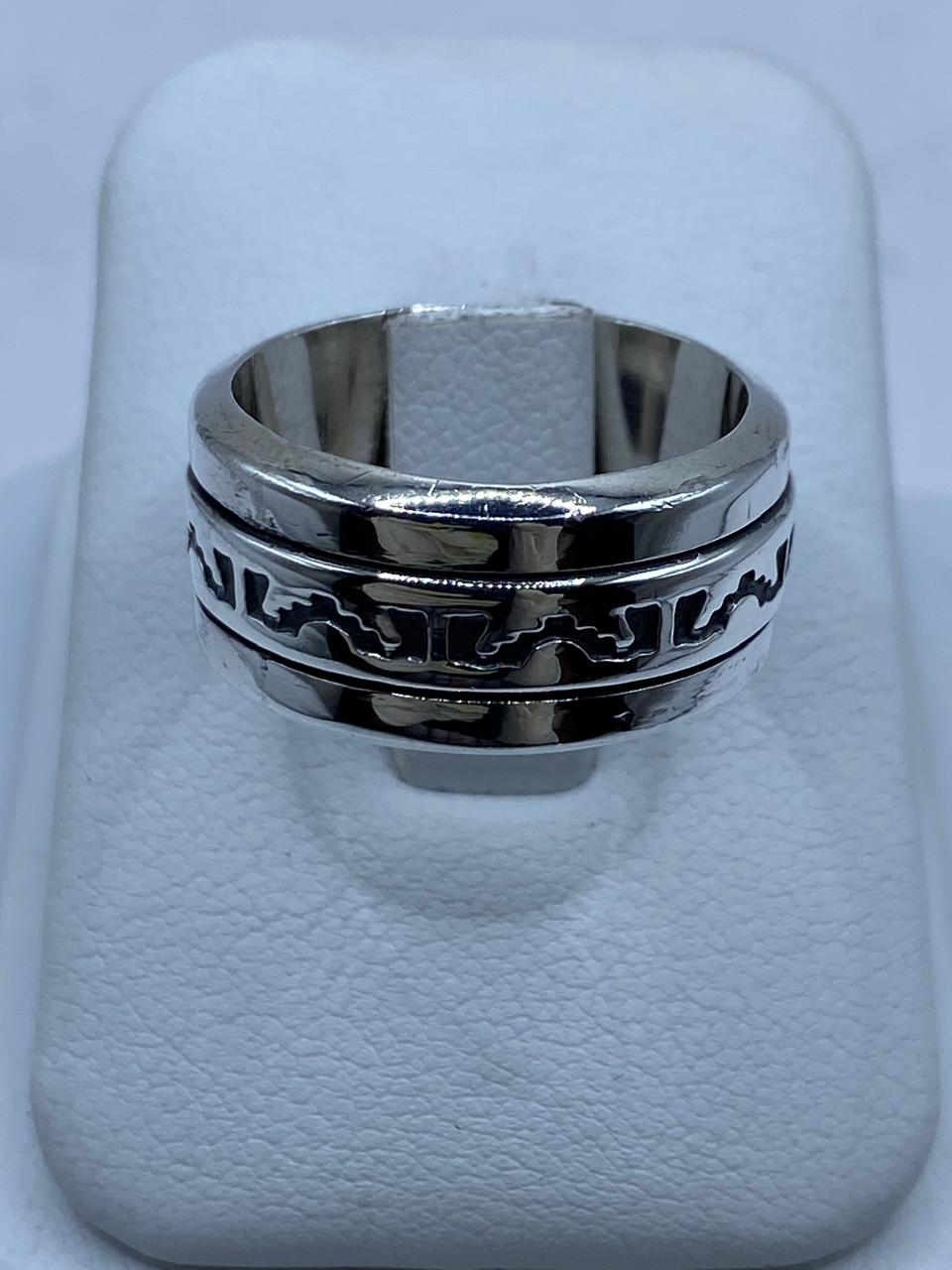 Anillo Giratorio de Plata .925 con Diseño Tribal