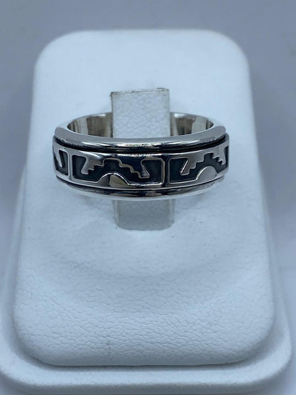 Anillo Giratorio de Plata 925 con Diseño Geométrico Abstracto, vista frontal