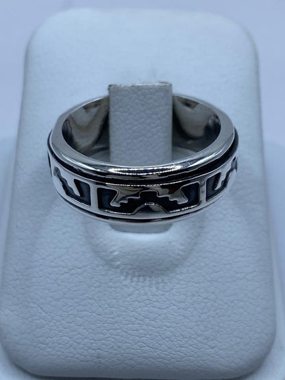 Anillo Giratorio de Plata 925 con Diseño Geométrico Abstracto, vista frontal