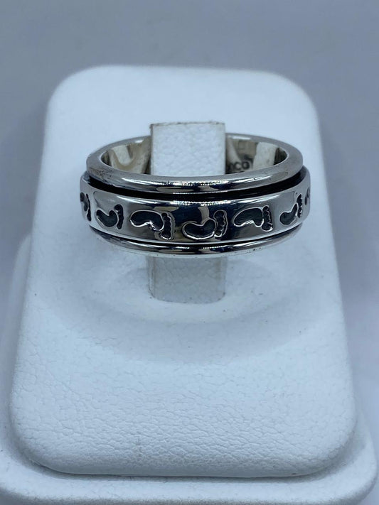 Anillo Giratorio de Plata 925 con Huellas — vista lateral
